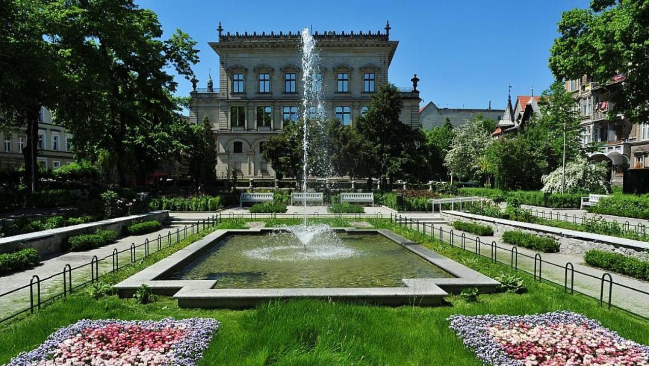 Rynekart Apartment Świdnica Dış mekan fotoğraf